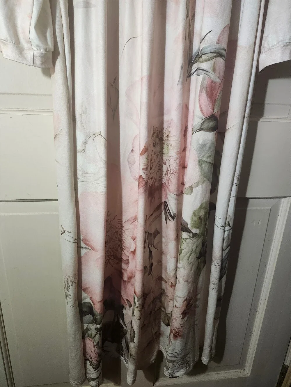 Women’s Pink Floral Maxi Dress with Long Sleeves